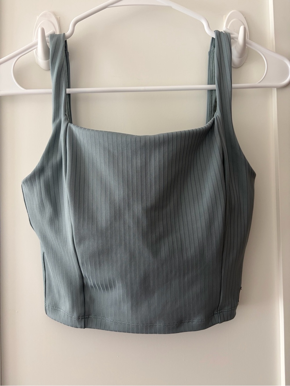Vuori Ribbed Crop Tank Top